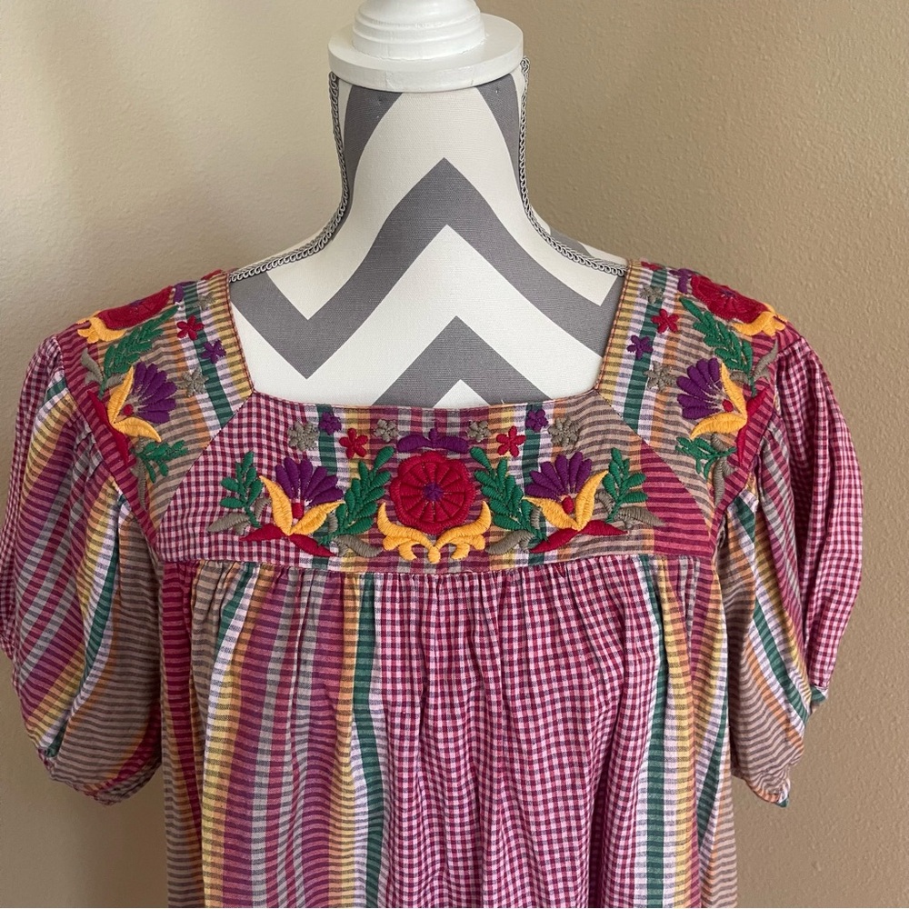 Layers Z - Embroidered Women's Blouse - Size: Large - Picture 2 of 6